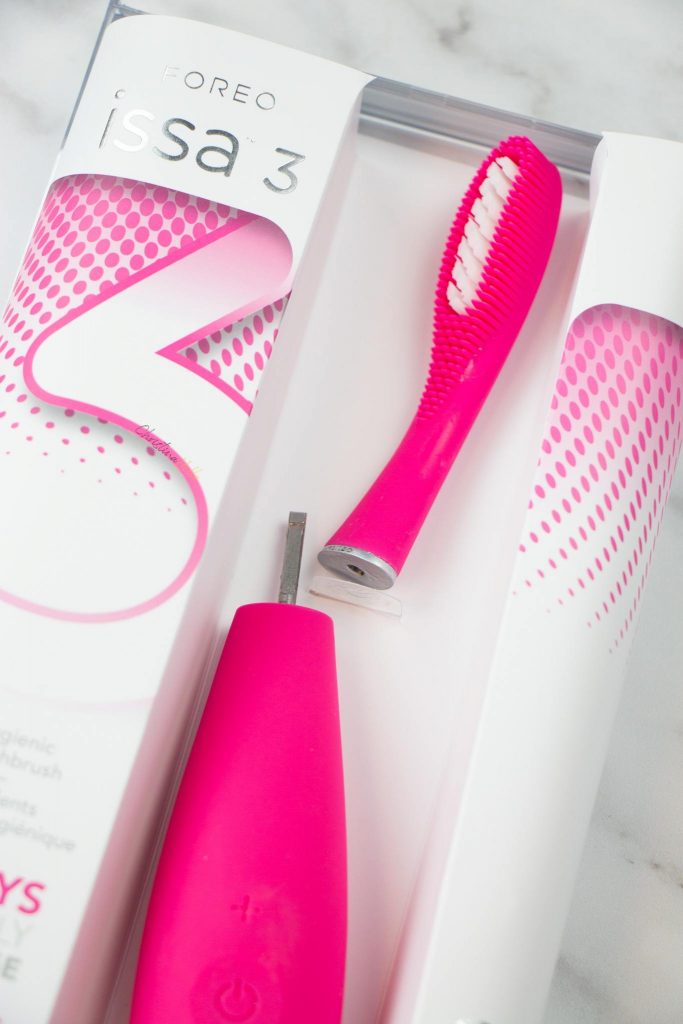 Best electric toothbrush for sensitive teeth Foreo ISSA 3 review